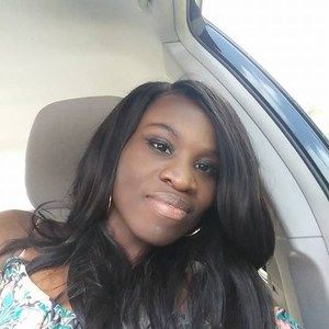 Meet your Posher, Briana